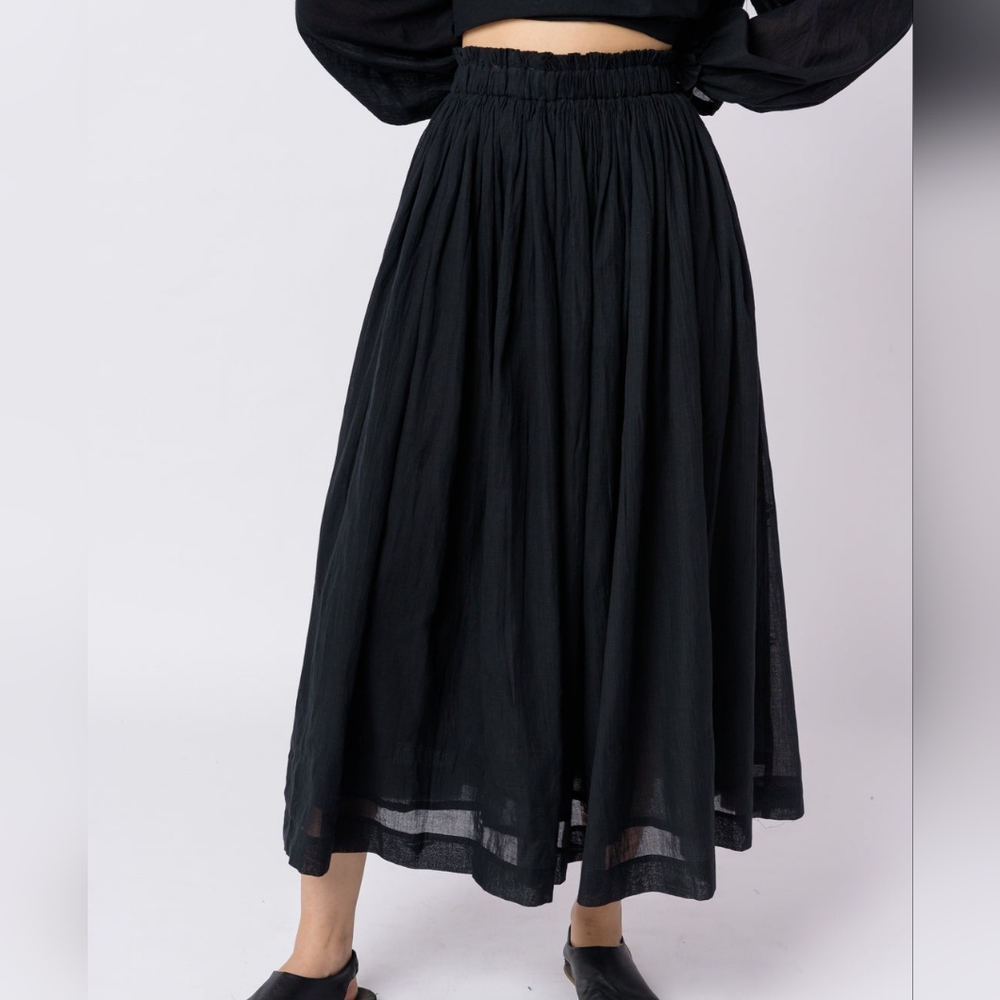 World of Crow Classic Black Pull On Skirt